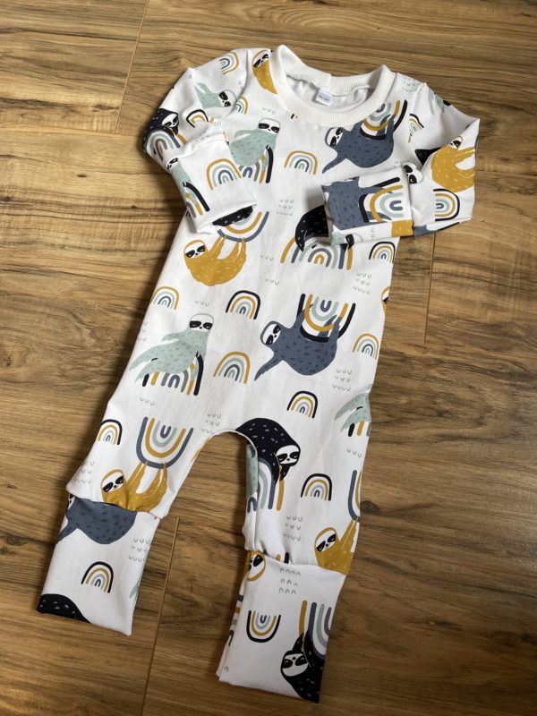 GWM Sloth romper 2